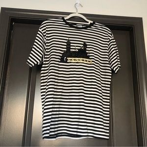 Mondi Venica Venezia black and white striped skyline embroidered gold tshirt
